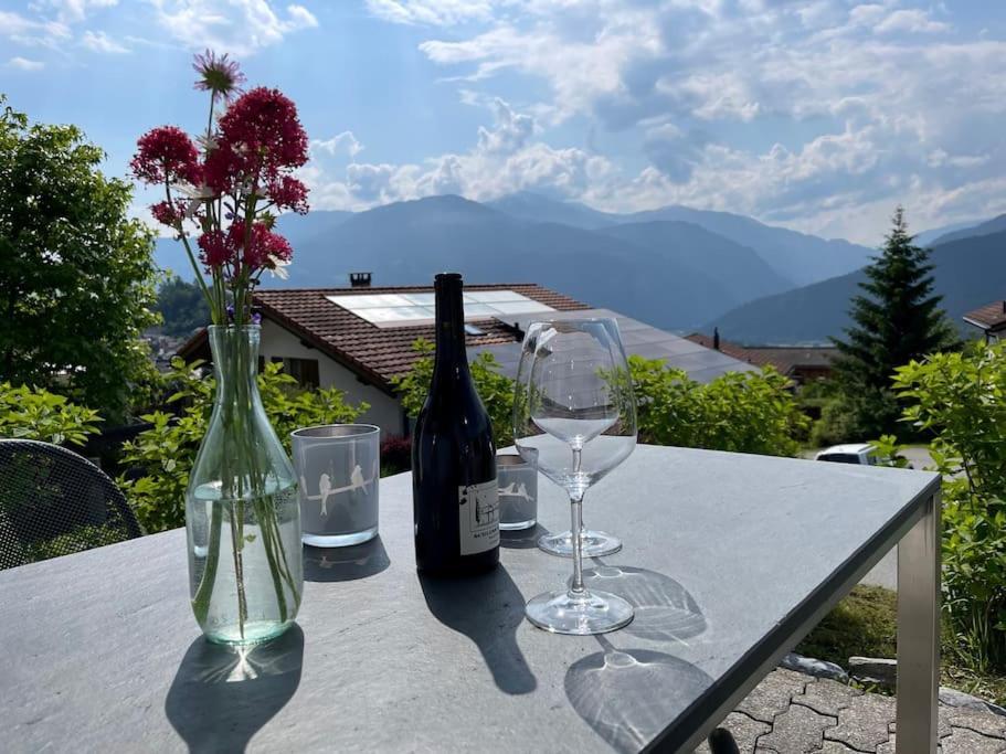 Wohnung Mit Fantastischer Aussicht Trin Exterior foto