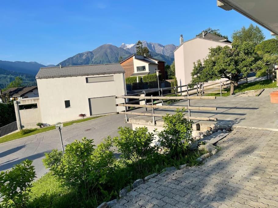 Wohnung Mit Fantastischer Aussicht Trin Exterior foto